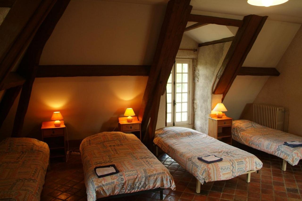 Chateau De Montrame Soisy-Bouy Room photo
