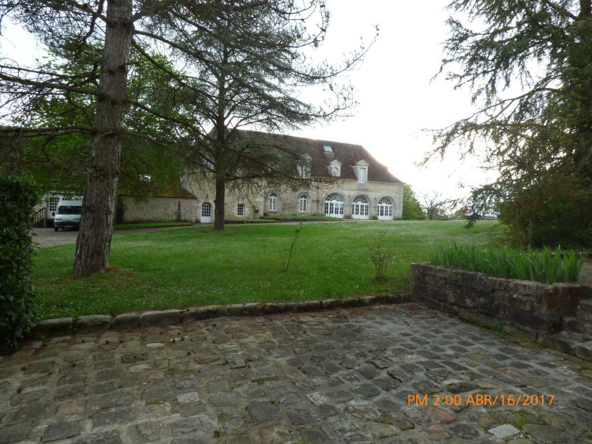 Chateau De Montrame Soisy-Bouy Exterior photo