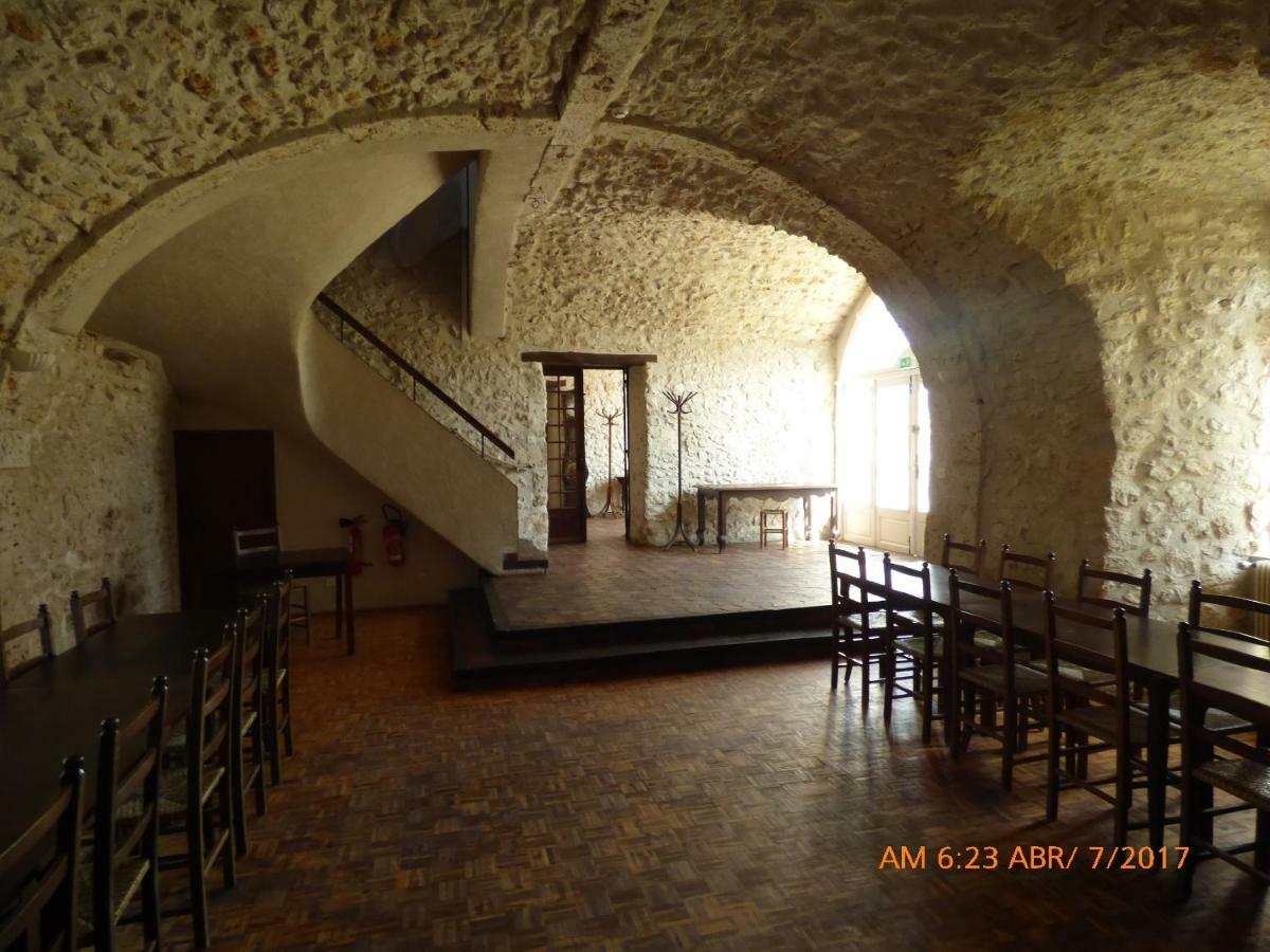 Chateau De Montrame Soisy-Bouy Exterior photo